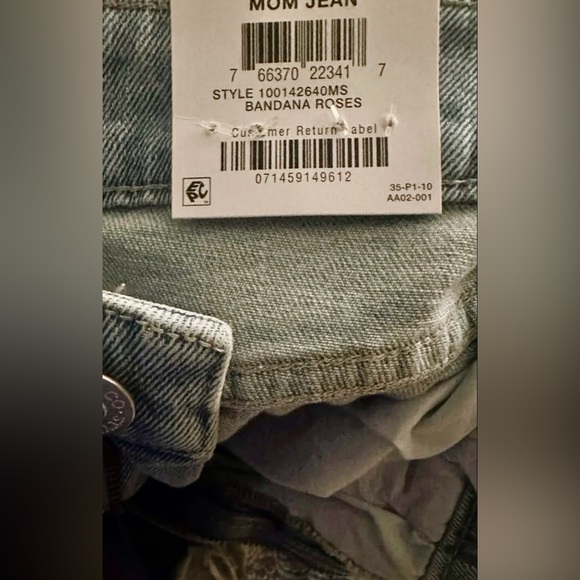 Style & Co Patchwork Mom Jeans NWT - Picture 5 of 5